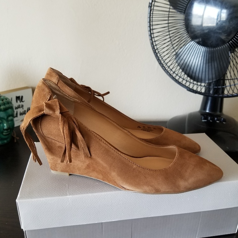 New Franco Sarto low wedge shoe